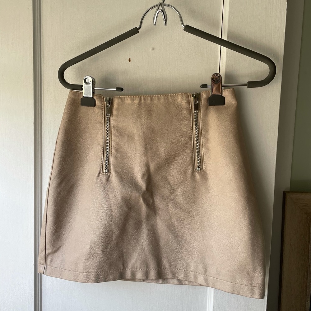 Faux Leather Miniskirt with Zipper Details